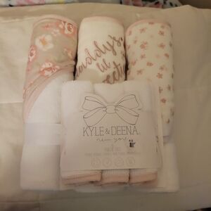 Adorable Pink and White Swaddle Set with Cute Cat Design